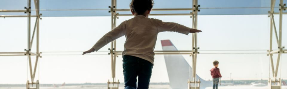 airport travel with children