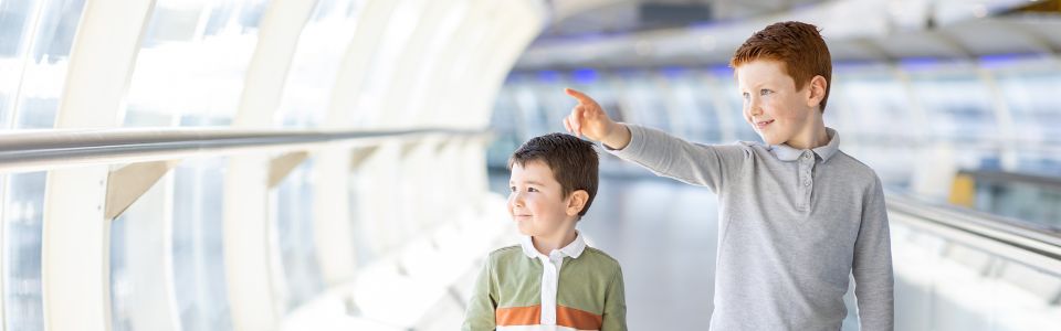 airport travel with children